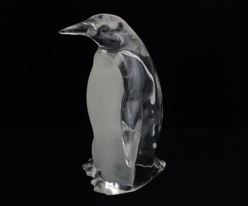 Mint Vintage Big Lucite Penguin Sculpture Thick Well Made: excellent condition