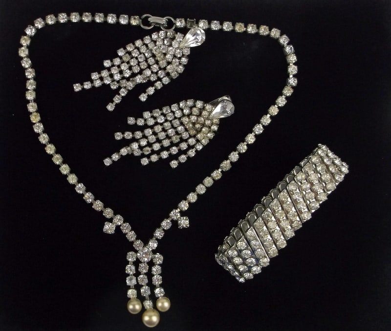 Stunning 1950s Rhinestone Necklace Bracelet Earrings Set 15" (1 of 5)