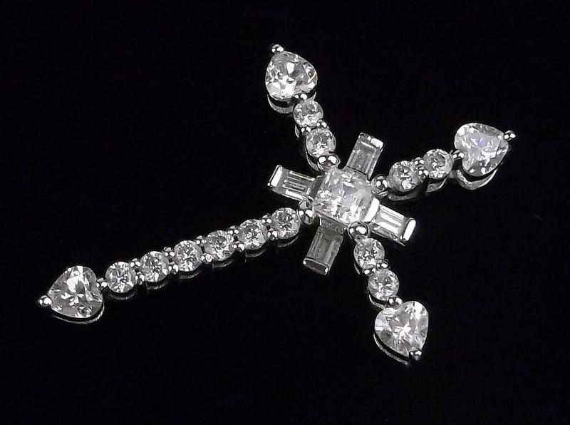 New Sterling Silver Thick Cross Pendant (1 of 3)