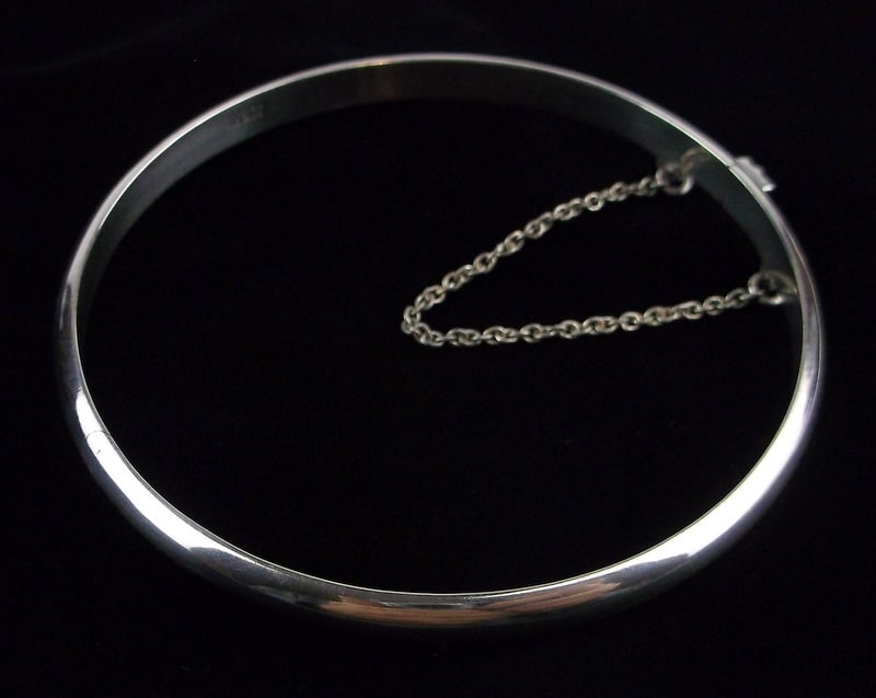 Mint Vintage Sterling Silver Bangle Bracelet 6-7.5" (1 of 3)