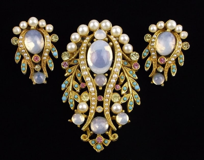 Stunning Rare 1950s ART Jelly Belly Rhinestone Brooch Earrings: excellent condition