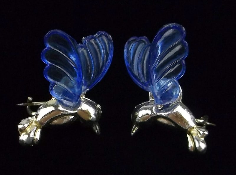 Mint Vint 1960s Lucite Hummingbird Brooch Set: Mint Condition, In Like New Condition, Perfect