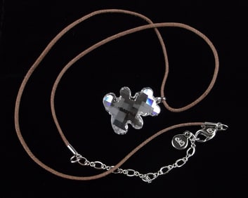 Mint Vintage Swarovski Crystal Bear Necklace 18"