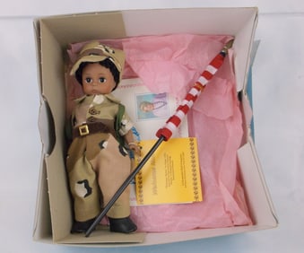 Mint Vint MIB Madame Alexander US Flag Military Boy Welcome Home