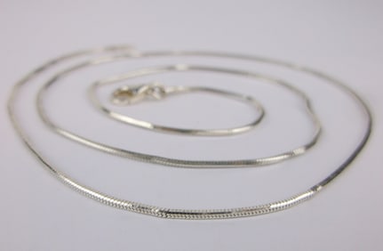 Stunning Vintage Sterling Silver Chain Necklace 19"