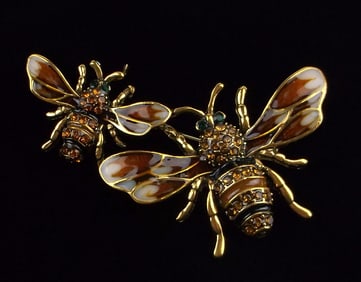Mint Enameled Rhinestone Bee Insect Brooch