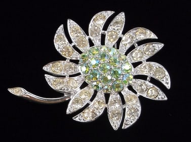 New Vintage 1950s Sarah Coventry Rhinestone Brooch Flower
