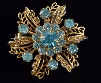 Mint Vintage 1950s Rhinestone Brooch