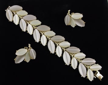 Mint 1960s Kramer NY Lucite Bracelet Earrings Set 7.5"