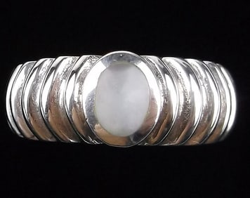 Stunning Vintage Sterling Silver MOP Ring Thick 5