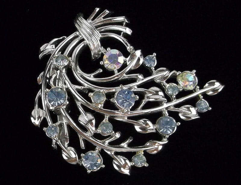 Mint Vintage 1950s Coro Craft Rhinestone Brooch: Mint Condition, In Like New Condition, Perfect
