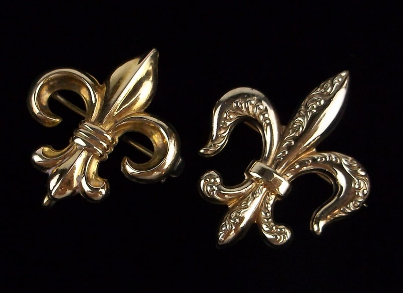 Stunning Vint 1950s 12kt GF Fleur De Lis Brooch Set (1 of 3)