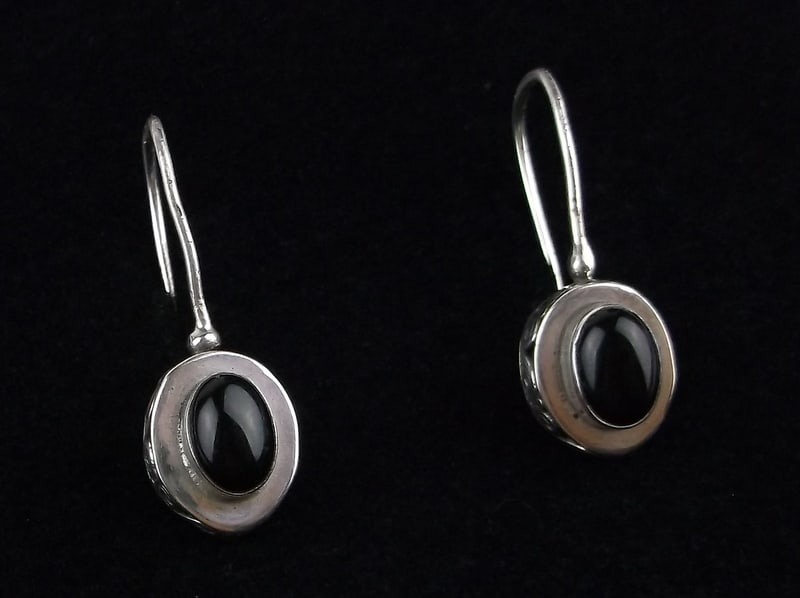 Stunning Vintage Sterling Silver Onyx Drop Earrings (1 of 2)