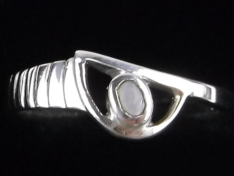 Mint Vintage Sterling Silver MOP Ring 6 (1 of 2)