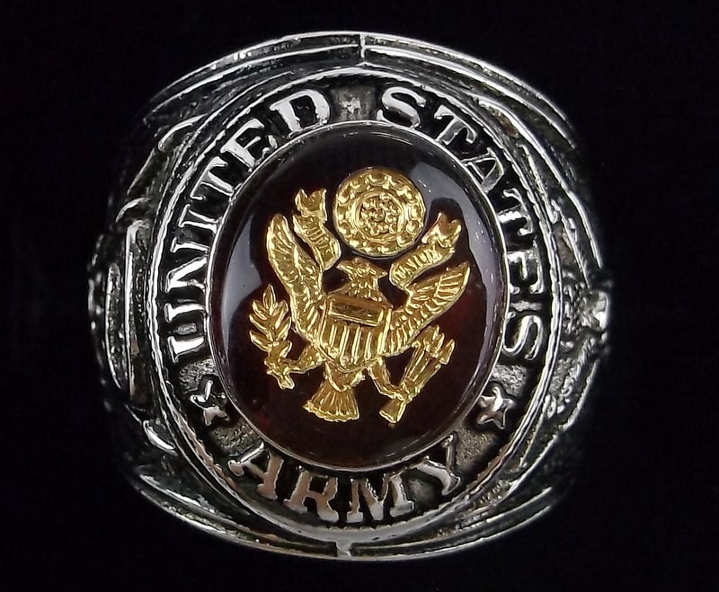 Mint Vint Heavy Sterling Silver US Army Ruby Ring 7 (1 of 5)