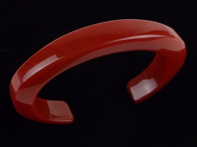 Mint Vintage 1940s Bakelite Cuff Bracelet 6-6.5" (1 of 4)
