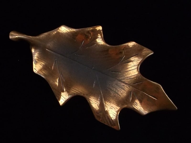 Mint Vintage 1960s Stuart NYE Copper Leaf Brooch (1 of 2)