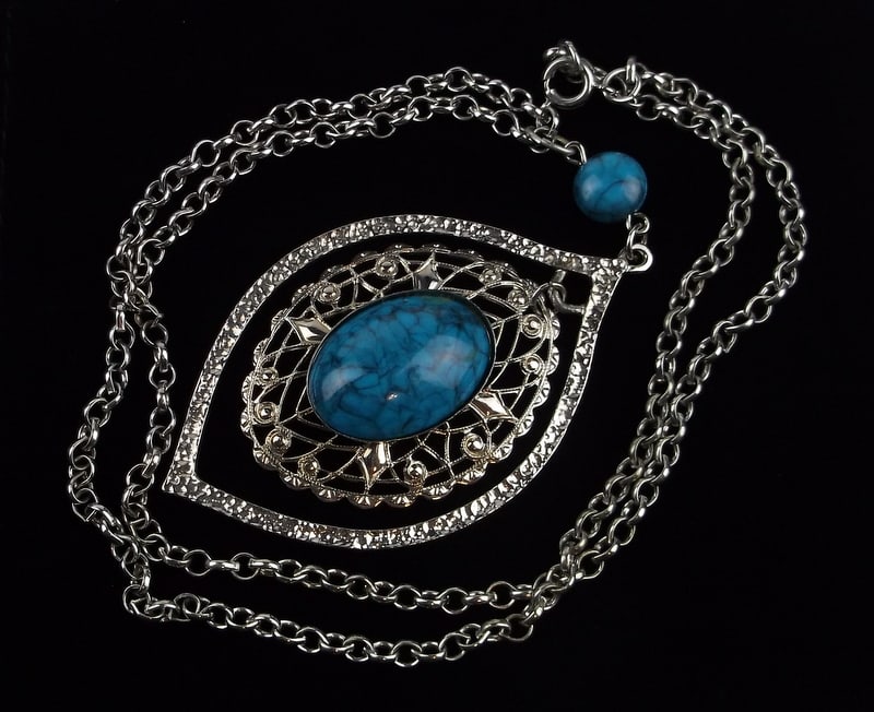 Mint Vintage 1970s Southwestern Style Necklace 24" (1 of 2)