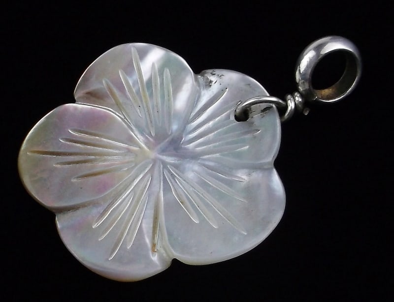 New Vint Sterling Silver Abalone Plumeria Flower Pendant (1 of 2)