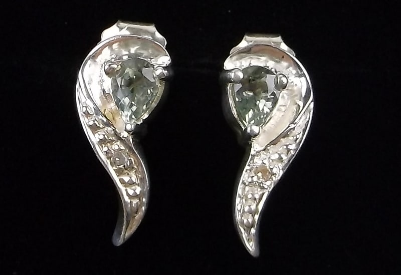 New Sterling Silver Blue Topaz Earrings (1 of 2)