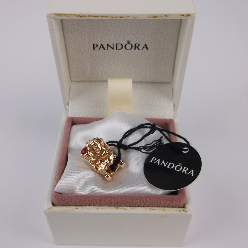 New Boxed Disney Pandora Sterling Mickey Minnie Charm (1 of 5)