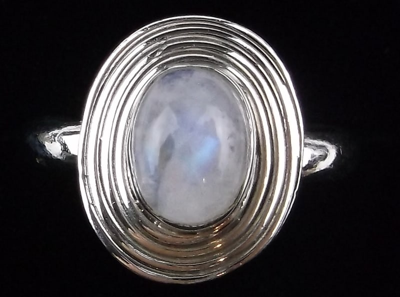 New Sterling Silver Moonstone Ring Size 7.5 (1 of 3)