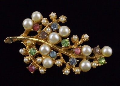 Mint Vintage 1950s Rhinestone Brooch