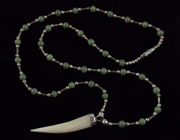 Mint Vint Sterling Silver Jade MOP Claw Tooth necklace 17"