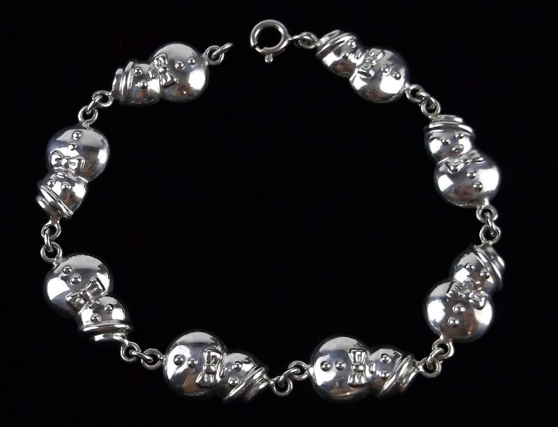 New Vintage Sterling Silver Christmas Snowman Bracelet 8": Solid Sterling Silver Guaranteed, in Brand New Never Worn Condition.