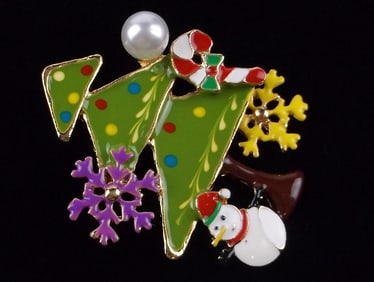 Mint Enameled Christmas Tree Brooch