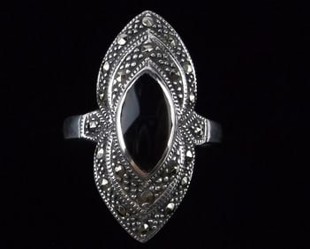 Mint Vintage Sterling Silver Onyx Marcasite Ring 7