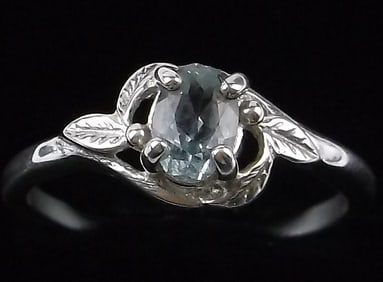 Mint Vintage Sterling Silver Blue Topaz Ring Size 6
