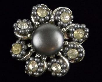 Mint Vintage 1950s Rhinestone Brooch