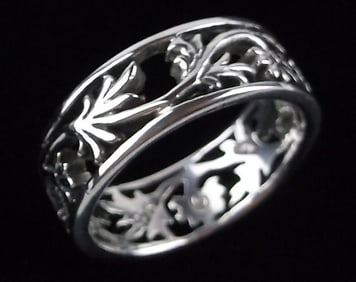 Mint Vintage Sterling Silver Ivy Band Ring Size 5