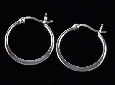 Mint Vintage Sterling Silver Hoop Earrings