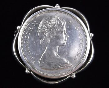 Stunning 1967 Silver Canada Goose Dollar Pendant Brooch