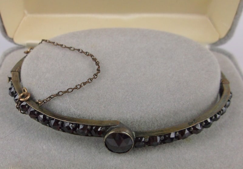 Rare 1910s Art Nouveau Sterling Silver Garnet Surround Bracelet 6.5": Guaranteed Solid 925 Sterling Silver, in Excellent Condition