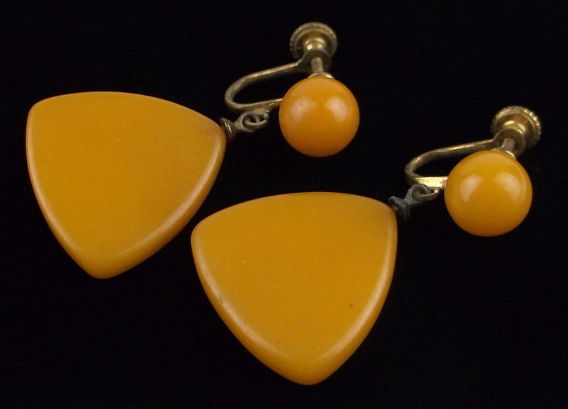 Stunning Vintage 1940s Bakelite Drop Earrings: excellent condition