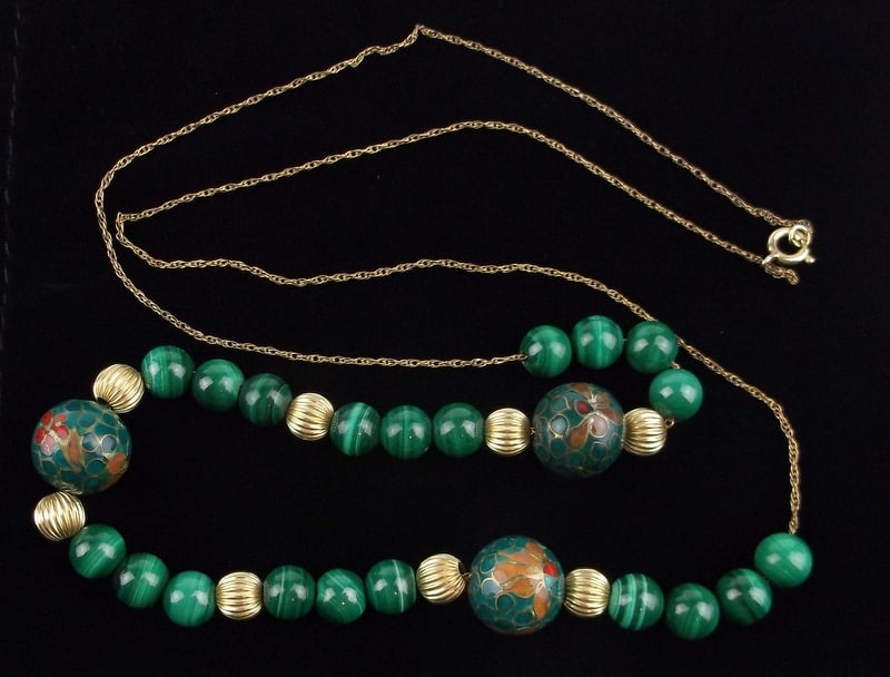 Mint 1960s Malachite Cloisonne 14kt Gold Ball Necklace 25": A Mint Condition Vintage 1960s Malachite and Cloisonne necklace with 14kt gold balls, the chain is 14kt GF.
