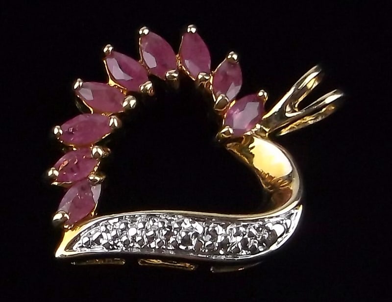 New Vint Gold Over Sterling Silver Ruby Heart Pendant (1 of 2)