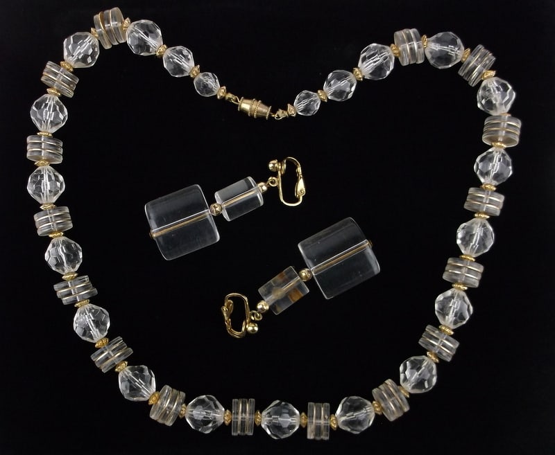 Mint Vintage 1960s Lucite Necklace Earrings Set 18" (1 of 3)