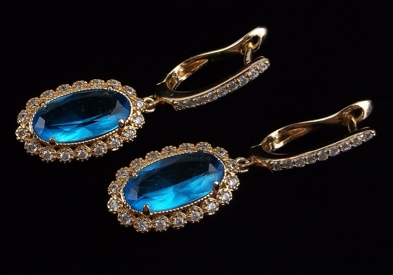New Elegant Crystal Drop Earrings (1 of 2)