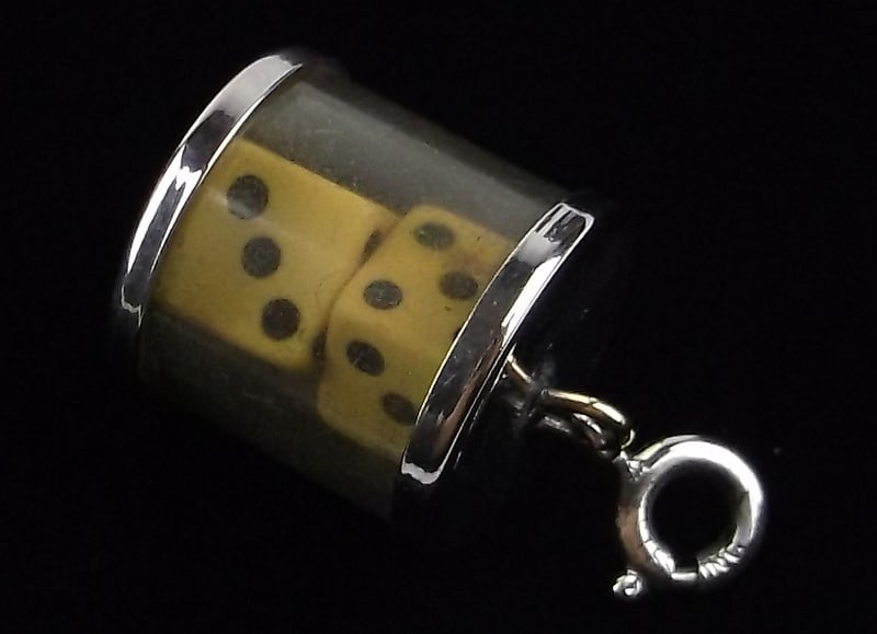 Mint Vintage 1950s Sterling Silver Dice Set Gambler Pendant (1 of 3)