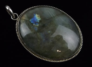 Mint Big Vintage Sterling Silver Labradorite Pendant