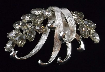 Mint Vintage 1960s BSK Rhinestone Brooch