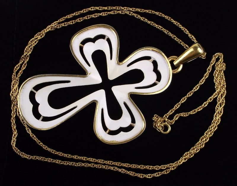 Mint Big Vint 1960s Crown Trifari Cross Necklace 30" Enameled (1 of 3)