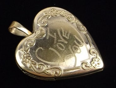 Gorgeous Vintage 1950s 14kt GF Heart Locket Pendant