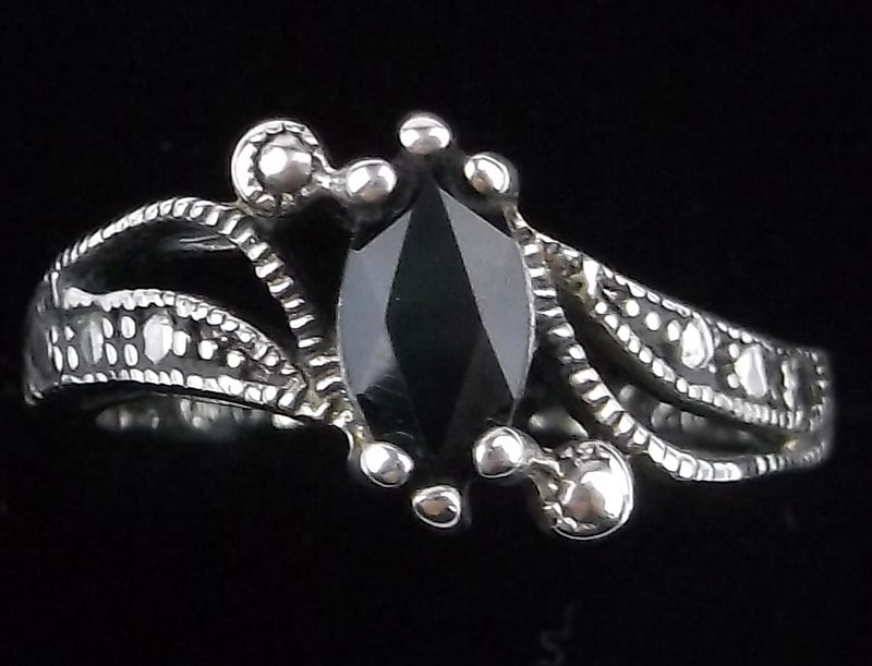 Mint Vintage Sterling Silver Onyx Ring 6.5: Guaranteed Solid 925 Sterling Silver, in Excellent Condition