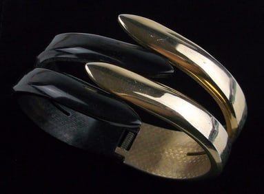 Gorgeous Vintage 1960s Enameled Clamper Bracelet