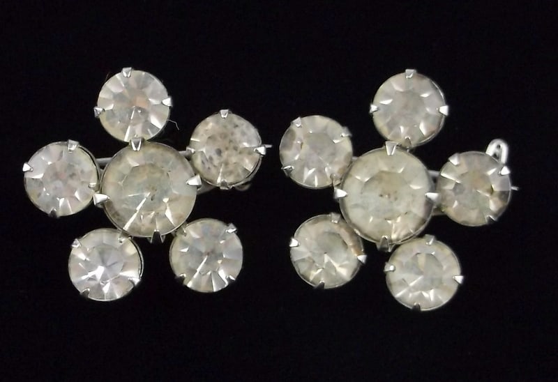 Mint Vintage 1950s Rhinestone Snowflake Brooch Set (1 of 2)